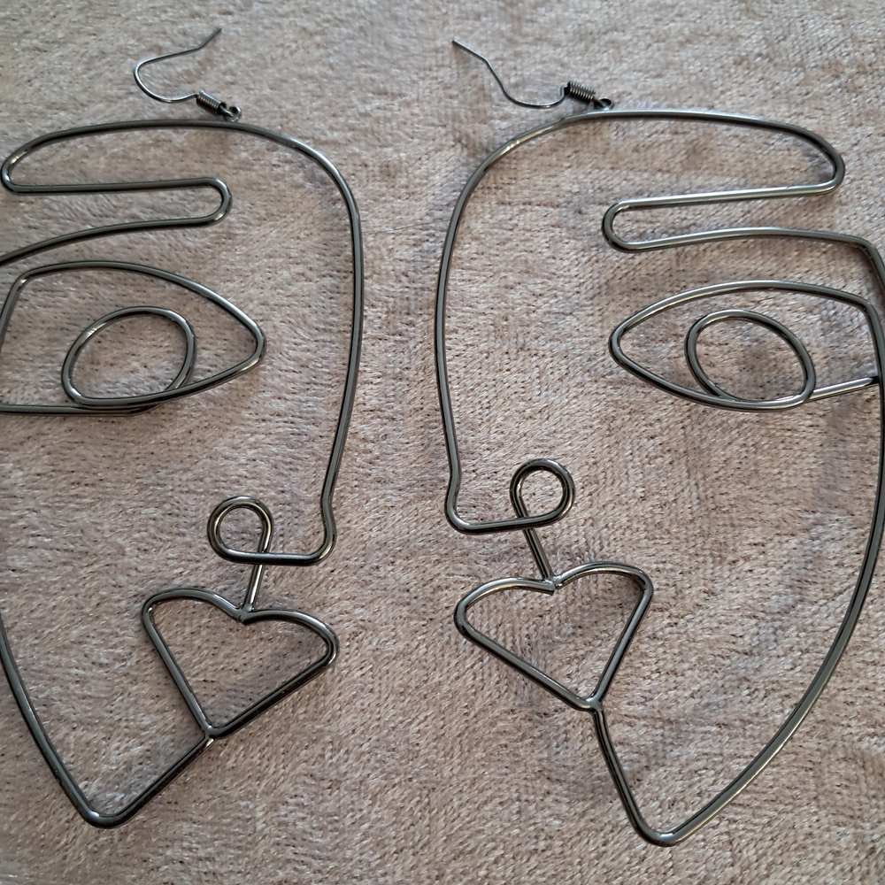 Abstract Picasso Face Wire Earrings